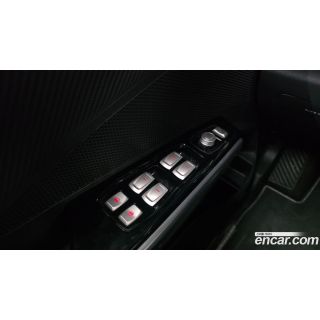 677582