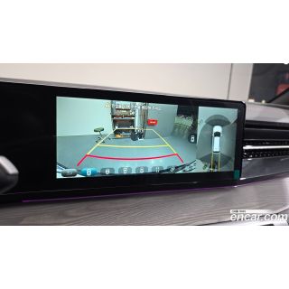 217979
