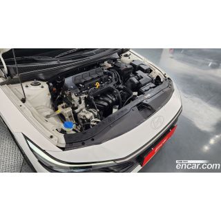 881888