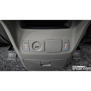 577617