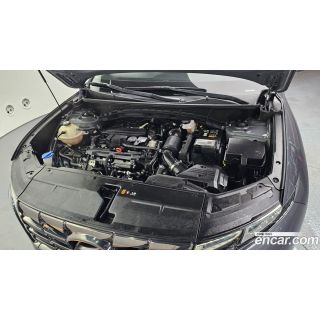890308