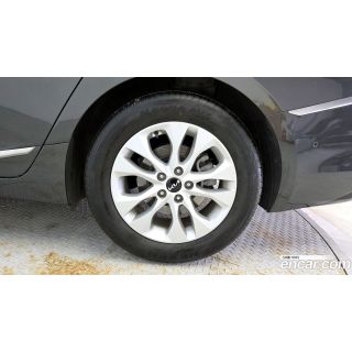 76933
