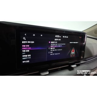 982028