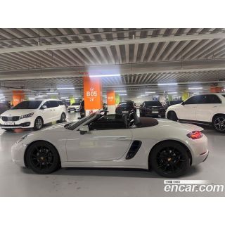 552353