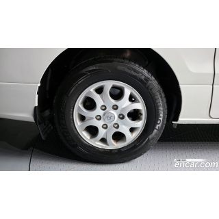 272576