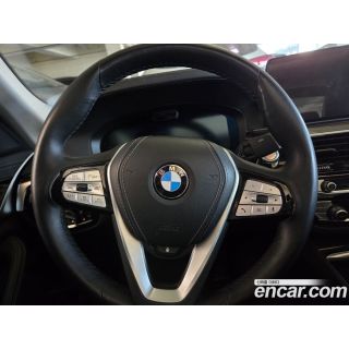 988281