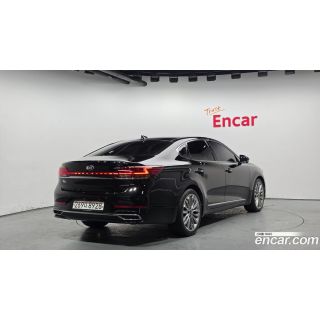 884910