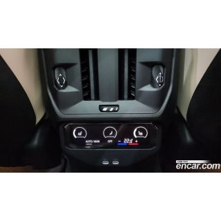 405768