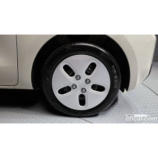 299870