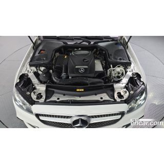 984977