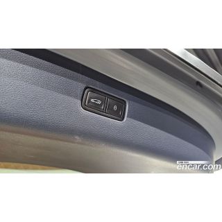 384928