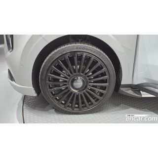 617177
