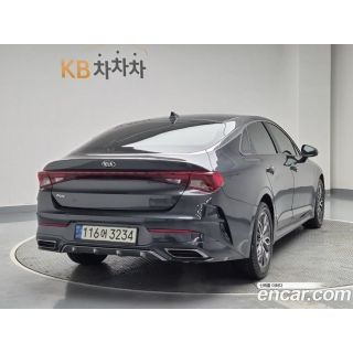 624943