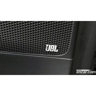 881033