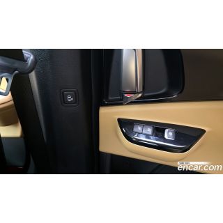 881503