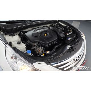 822973