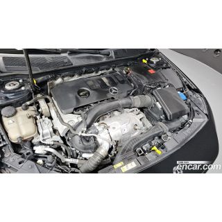353300