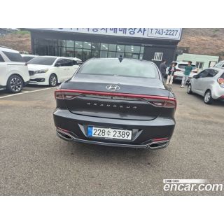 873495