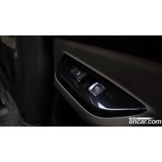 589637