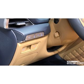 558329