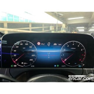 684370