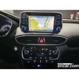 975979