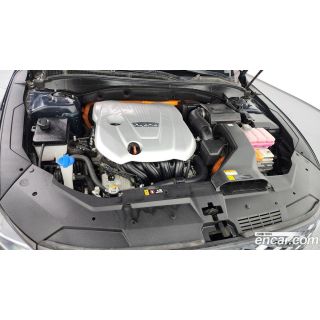 879378