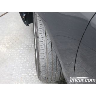 632907
