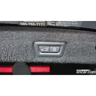 556866