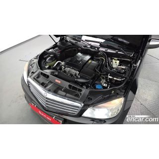 698544