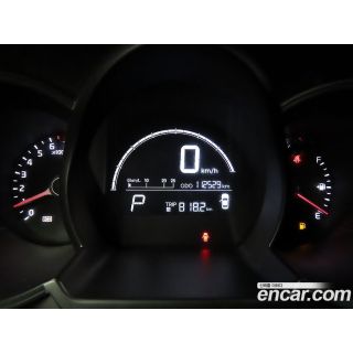 303047