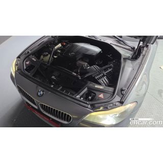 749003