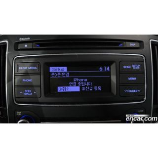 913943