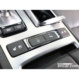 589758