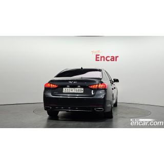 956437
