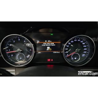 445887