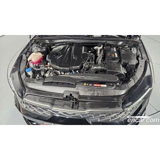 895546