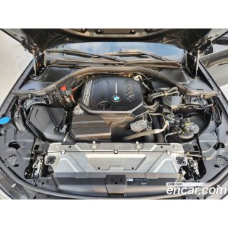 559859