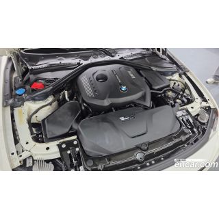 878033