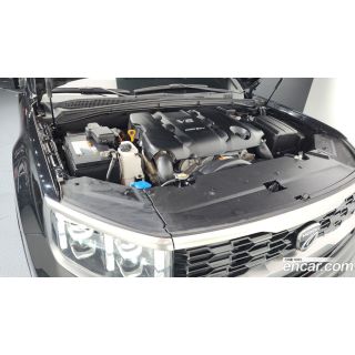 743294