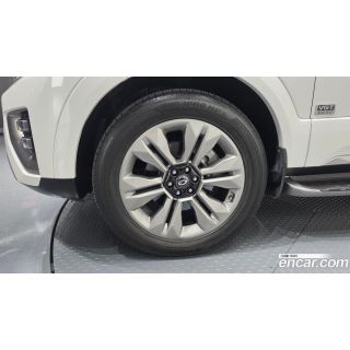 15600