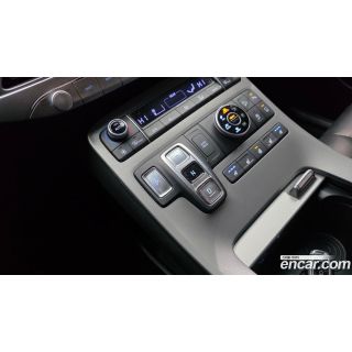 931123