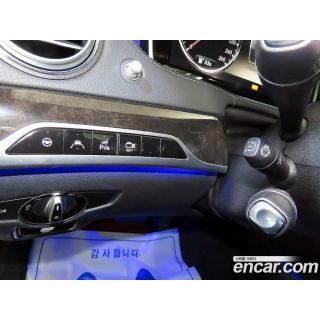 372102
