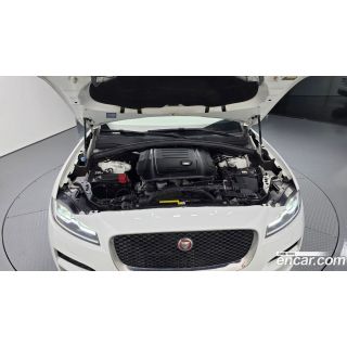 761957