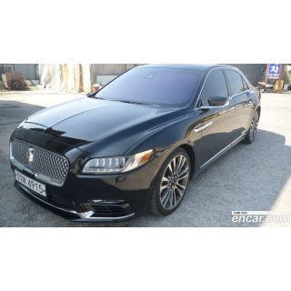 718352