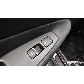 473740