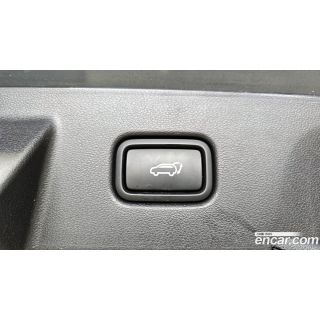 871198