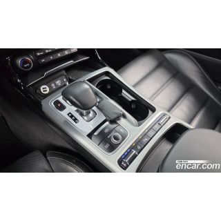 887021