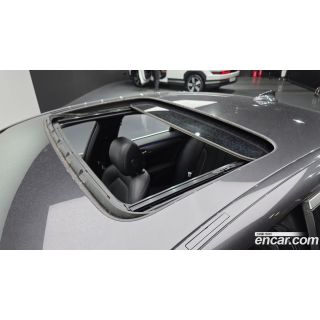 977709