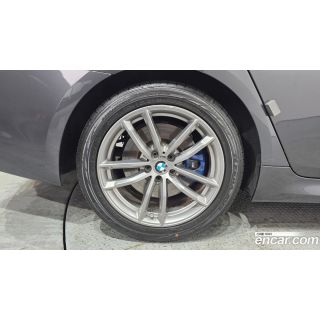 317667